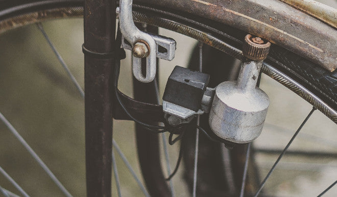 Comment installer une dynamo sur roue vélo ?