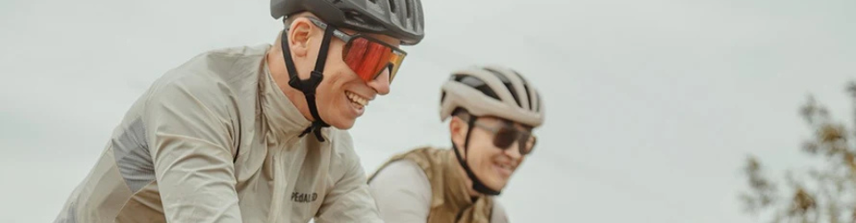 Sacoche velo avant installée à l’avant d’un vélo pour transporter ses affaires au quotidien