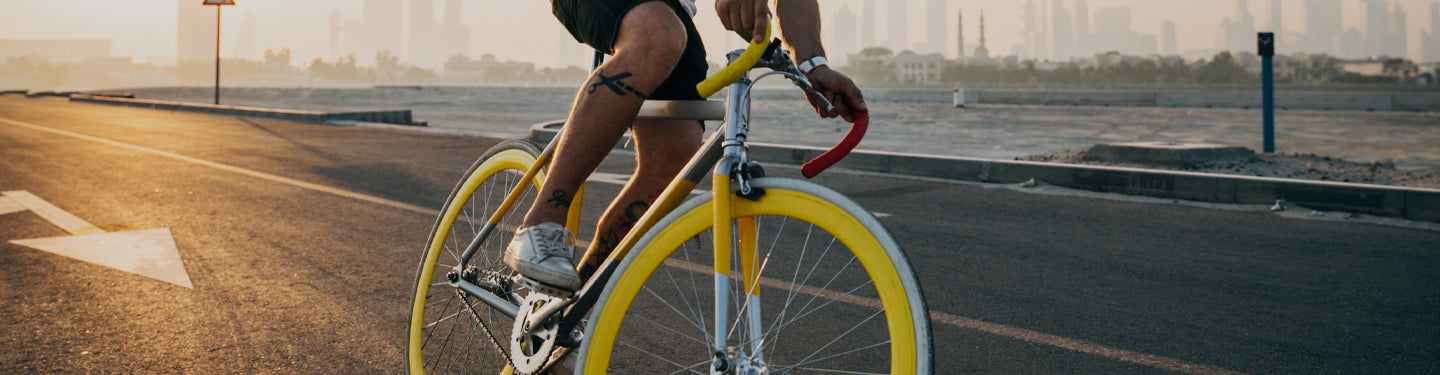 Cycliste sur un vélo fixie