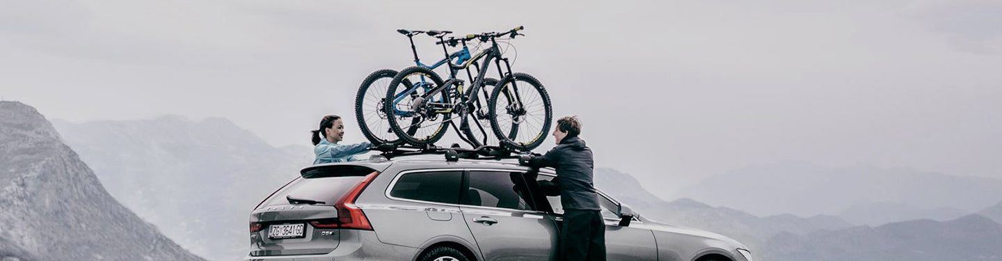Porte vélo sur toit de voiture