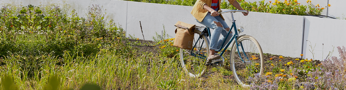 Toute la marque de sacoches et vêtements vélo BASIL