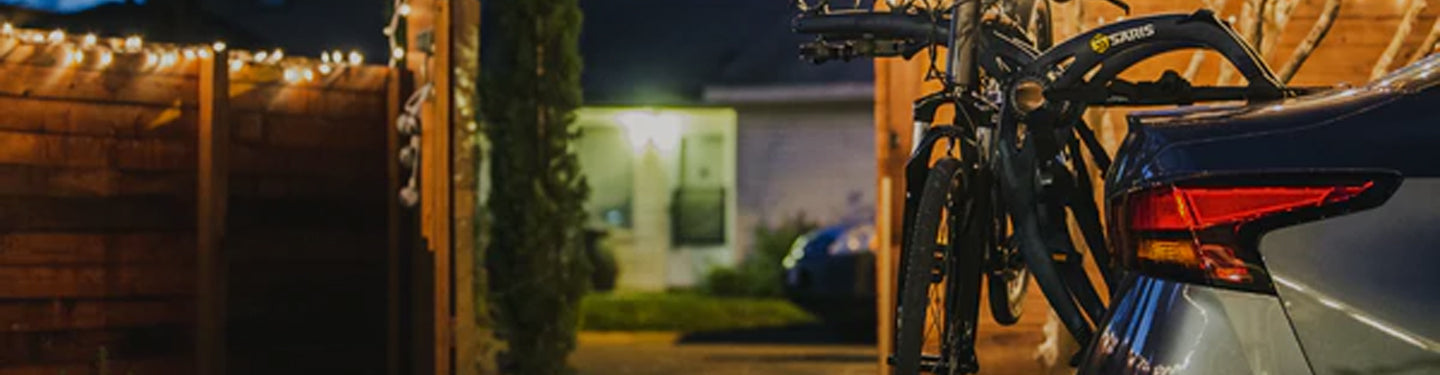 Porte vélo sur coffre de voiture Saris
