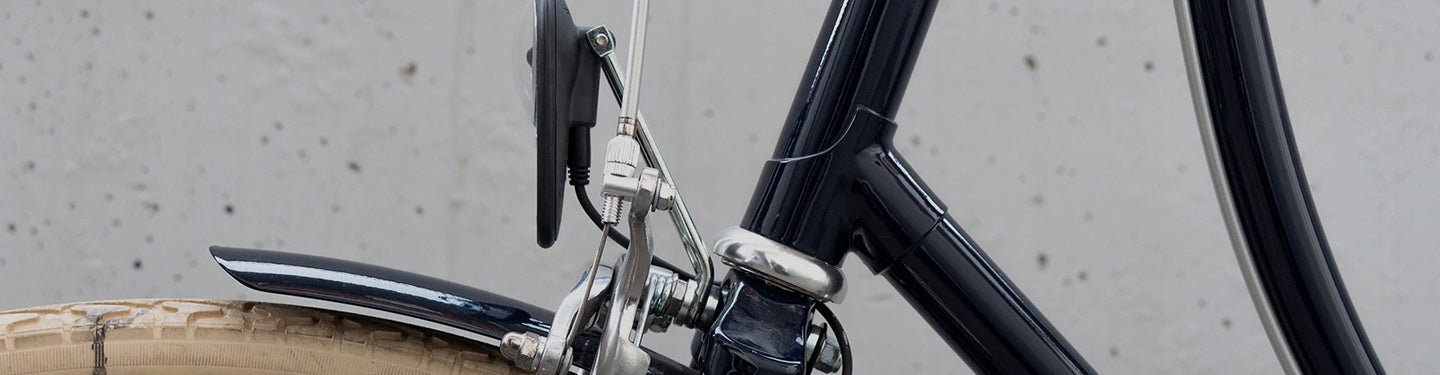 Eclairage fixé sur vélo