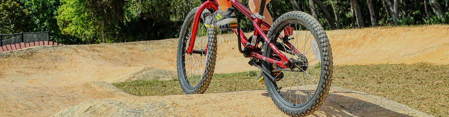 Pneu d'un vélo enfant