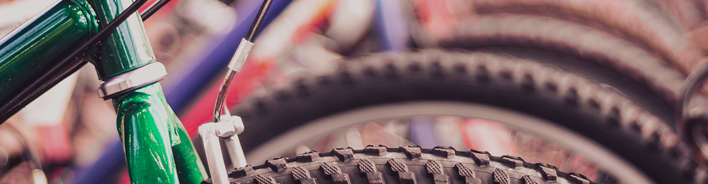 Câble et butées de gaine de frein de vélo