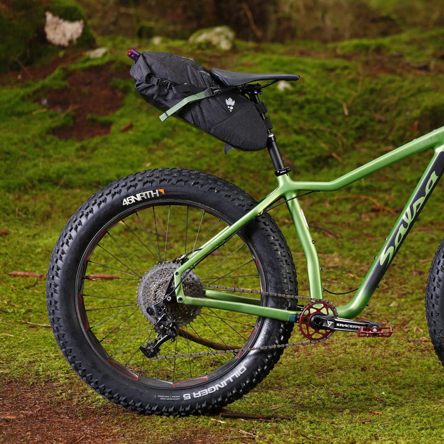 Sacoche de selle pour le bikepacking Cluster WP Miss Grape view