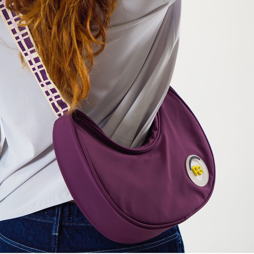 Sac a main velo imperméable Aravis Pignon 1,8L de la marque 145 en violet avec bandouliere graphique