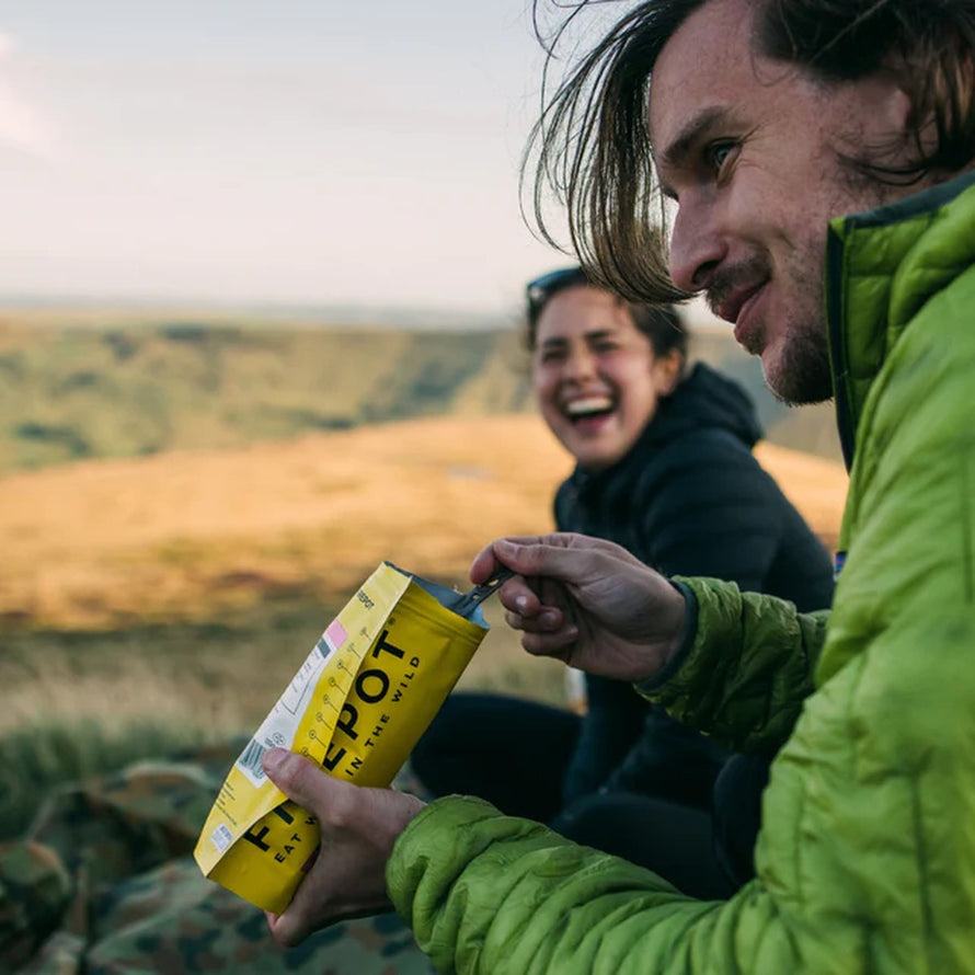 Repas lyophilisé Firepot pouding au chocolat chaud de la marque 18 pour une pause gourmande en pleine nature