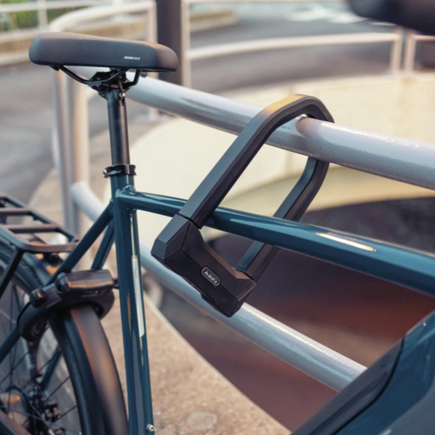 antivol abus granit super extreme 2500 vue sur cadre vélo