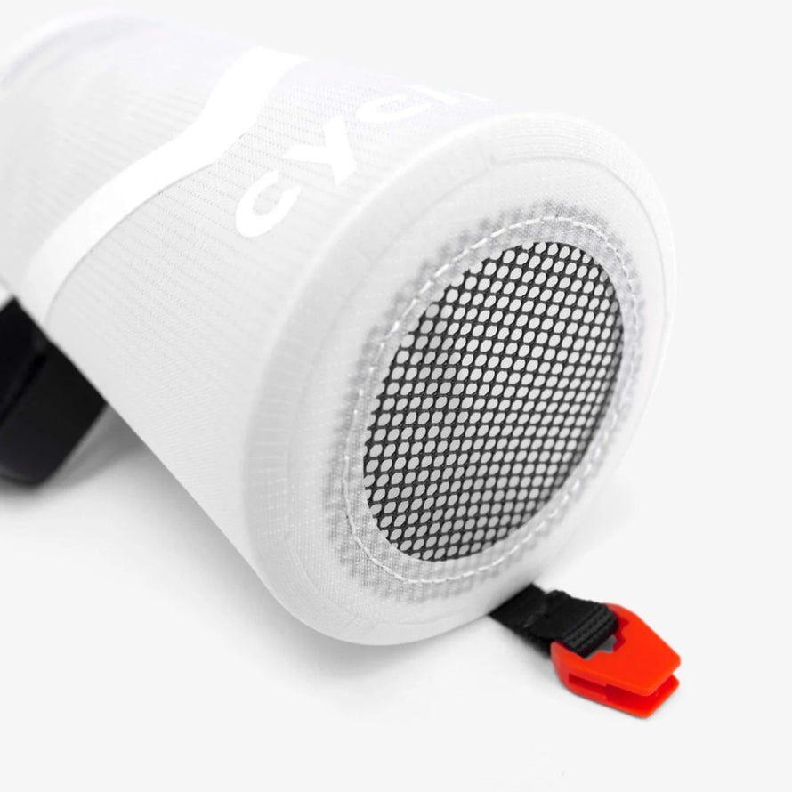 Zoom sur la sacoche de potence vélo 77 Cyclite Foud pouch 02 avec filet et fermeture rouge