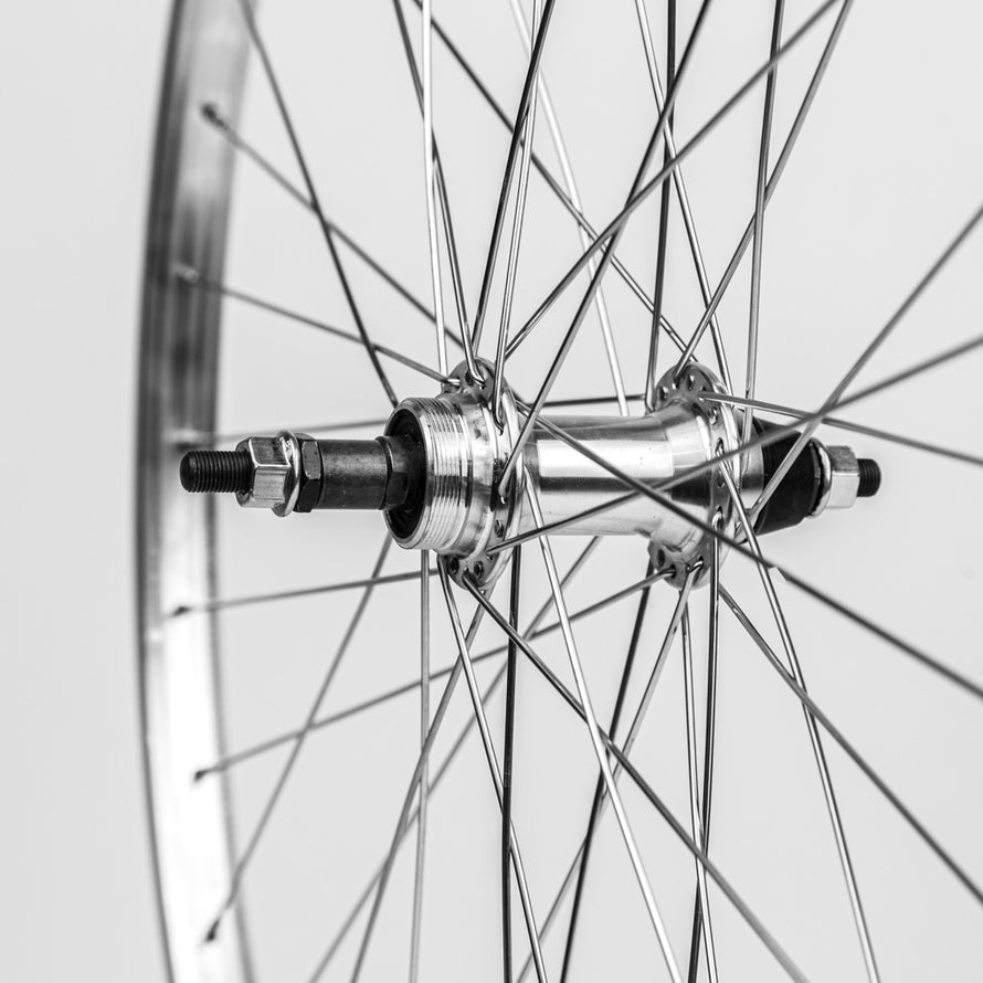 Roue arrière de vélo 650B à écrous - #1
