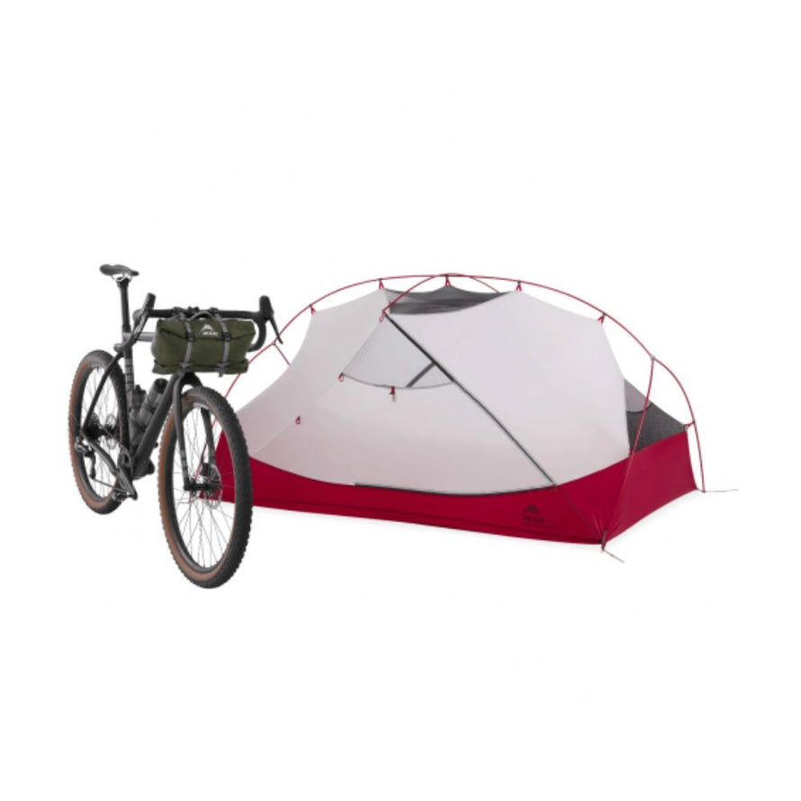 Tente Bikepacking 2 personnes Hubba Hubba Bikepack 2 MSR avec le montage sur guidon de vélo