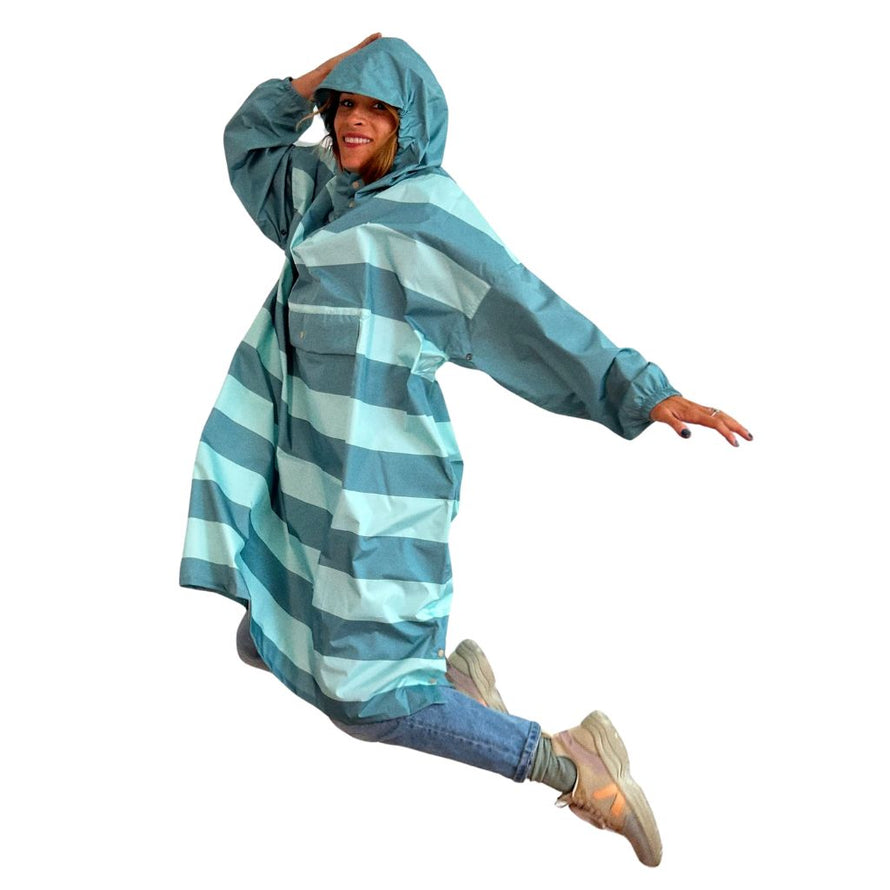 Poncho vélo femme fun Poule Party vert