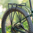 Porte-bagages arriere Blackburn EX-1 disc monté sur vélo de voyage