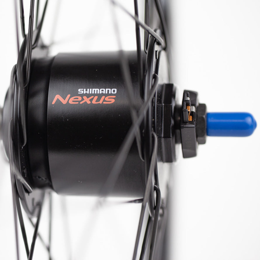Roue 650B avec dynamo dans moyeu Shimano C3000 #6