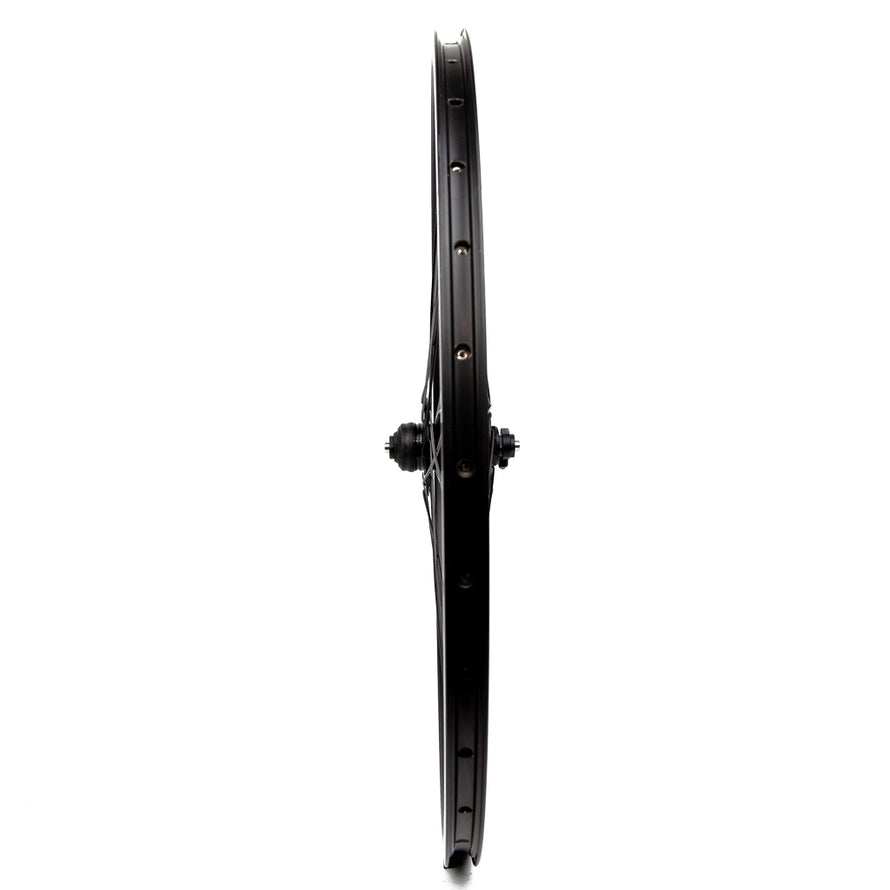 Roue vélo avant 28 pouces dynamo moyeu Alfine Shimano Centerlock