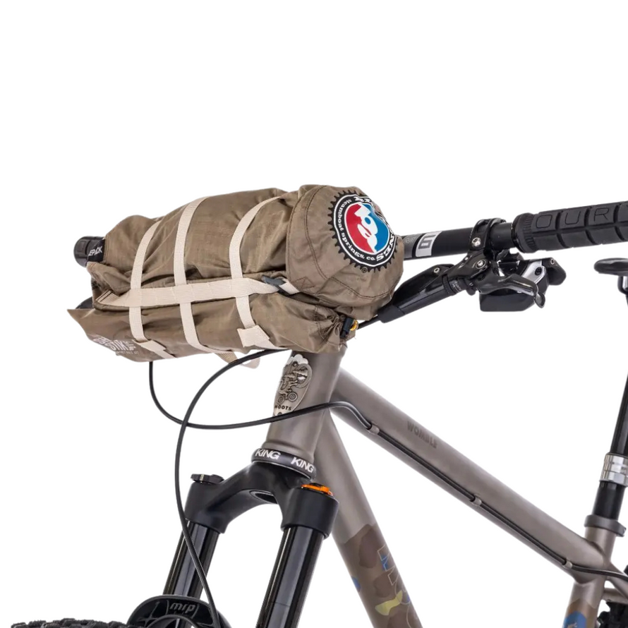 Tente Bikepacking Fly Creek HV UL1 pliée sur guidon
