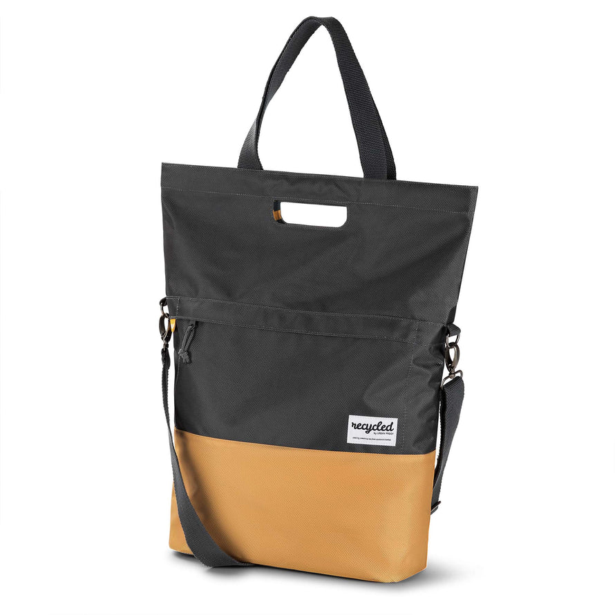 Sacoche vélo Urban Proof recyclée sur porte bagage simple 20 litres noir jaune