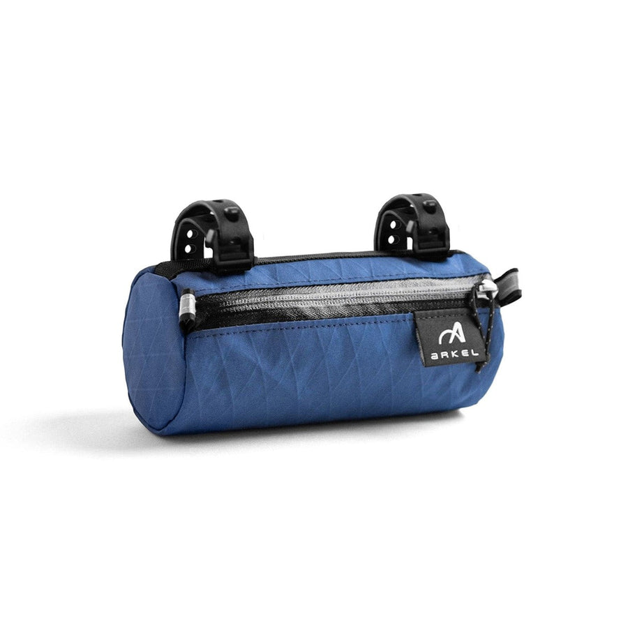 Sacoche de guidon Arkel Le Petit bleu pour bikepacking avec fixation robuste et fermeture imperméable