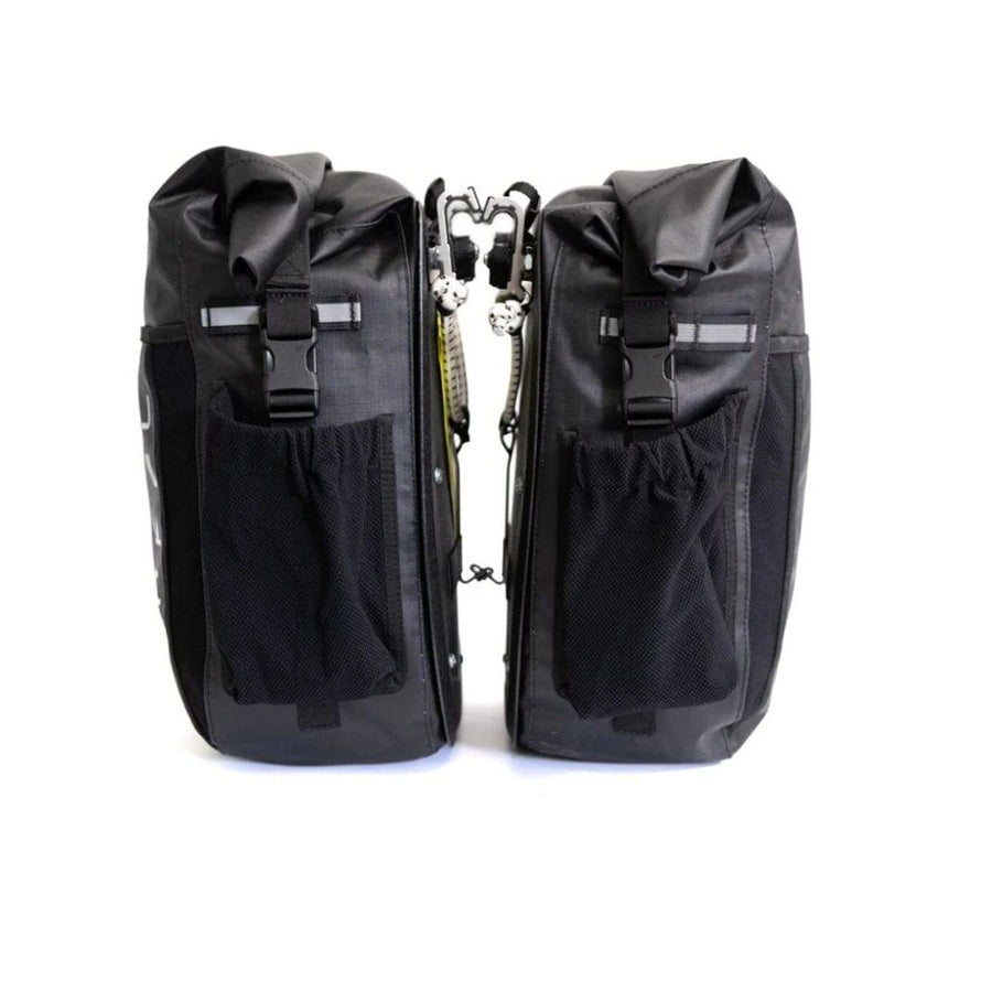 Sacoches etanches Arkel Dolphin 2x16L noires avec fixation rapide pour velo et grande capacite de rangement