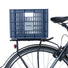 Caisse vélo Basil Crate bleu foncé pour porte-bagages, robuste et légère pour transport urbain sécurisé