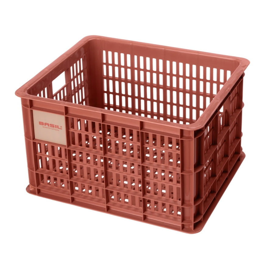 Caisse vélo Basil Crate terracotta pour porte-bagages, légère et aérée pour un transport urbain sécurisé et pratique