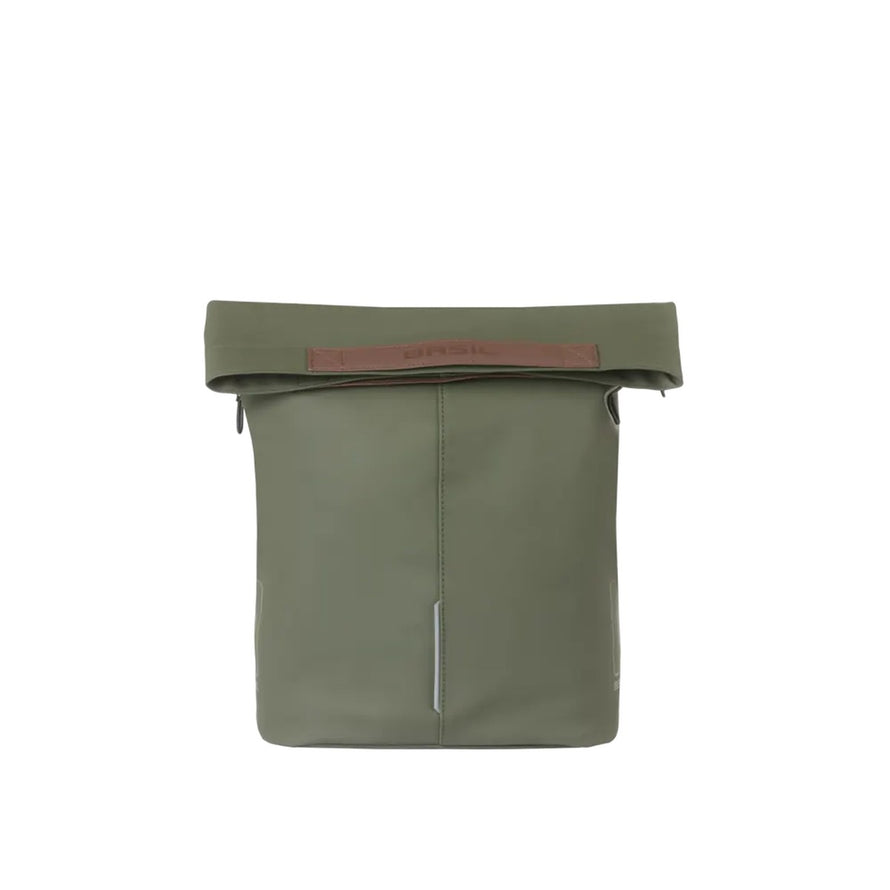 Sacoche Basil City Shopper vert fonce pour porte-bagages MIK Studs, pratique et stylée pour cyclistes urbains