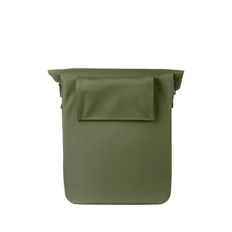 Sacoche Basil City Shopper vert militaire pour porte-bagages MIK Studs, robuste et élégante pour vélo urbain