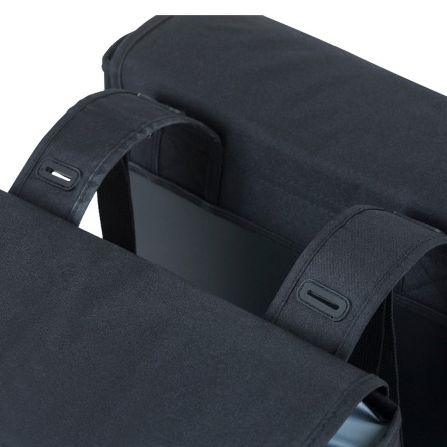 Sacoche double amovible Basil GO 2x16L noire mate pour porte-bagages vélo urbain