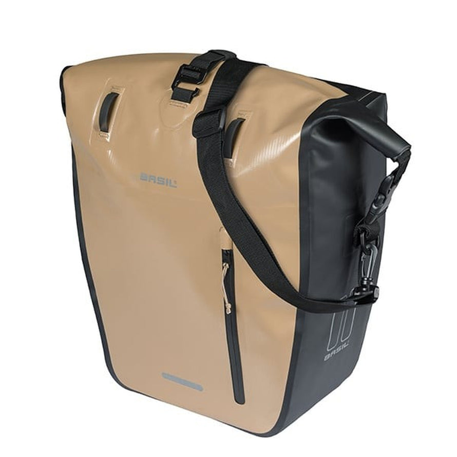 Sacoche Basil Rivo beige et noir imperméable pour vélo avec bandoulière réglable et fermeture sécurisée