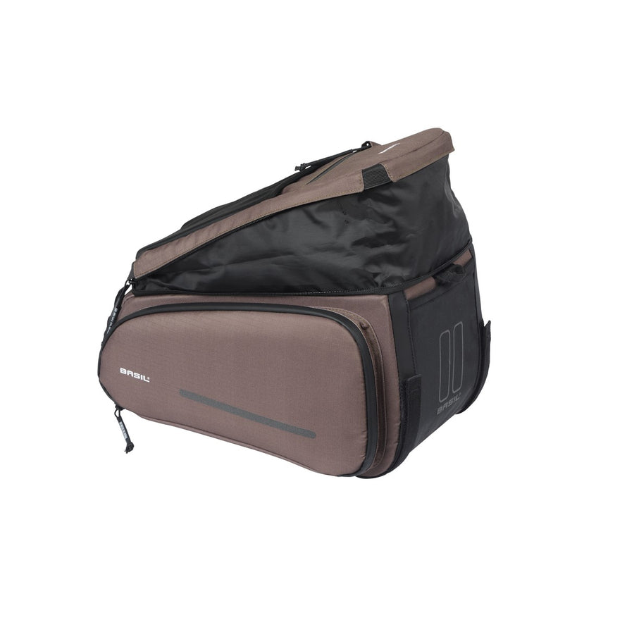 Sacoche vélo Basil Move Trunkbag 10-26L marron compatible porte-bagages MIK, modulable et résistante pour vélo urbain