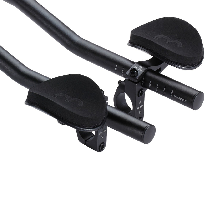 Prolongateurs vélo BBB AeroLight avec repose-bras réglables pour un confort optimal en position aérodynamique