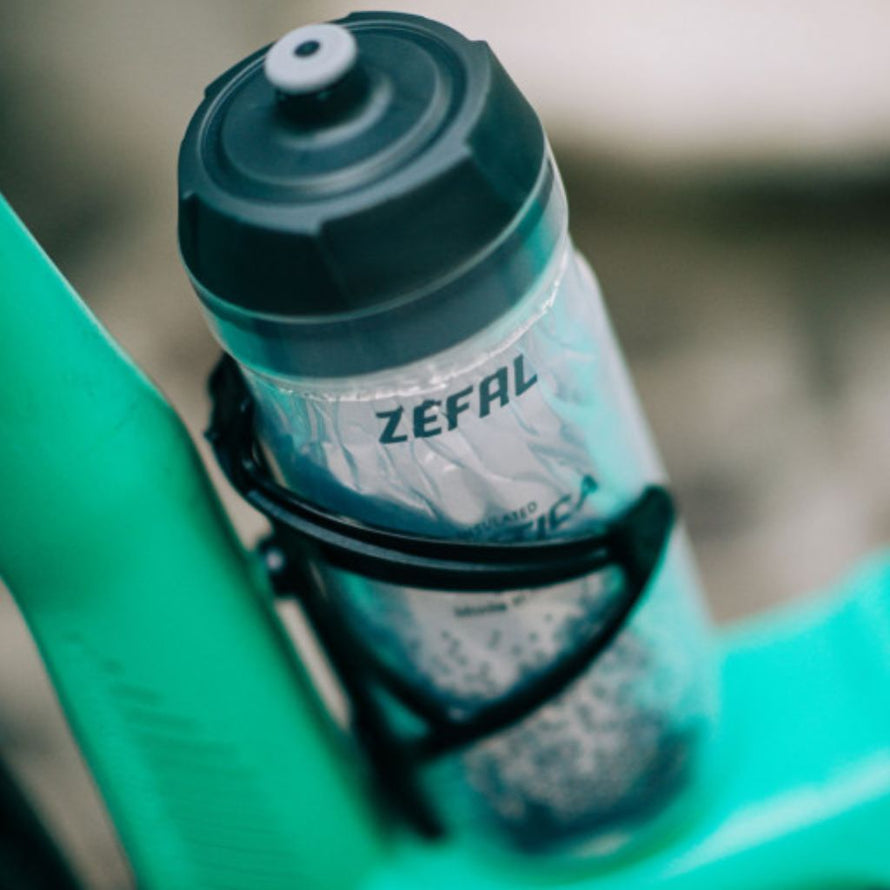 Bidon isotherme qui maintient la température de vos boissons lors de vos sorties vélo