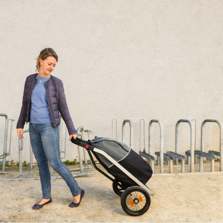 Remorque vélo chariot Shopping Trailer 50L de bike_original en utilisation urbaine avec sac spacieux et cadre léger
