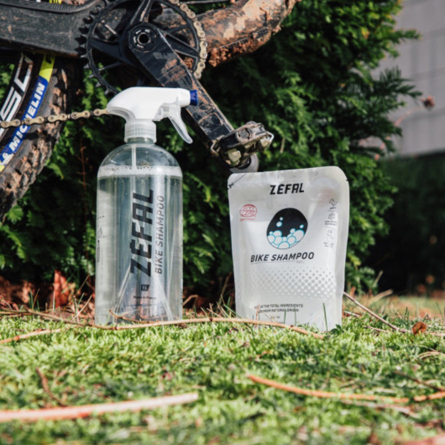 Konzentrierter Fahrradreiniger mit Ecocert-Siegel - Bike Shampoo Zefal 1L
