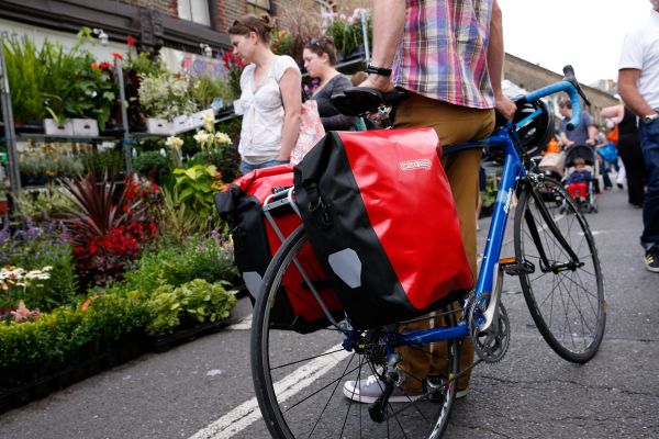 Sacoche Ortlieb Back Roller Core sur porte bagage