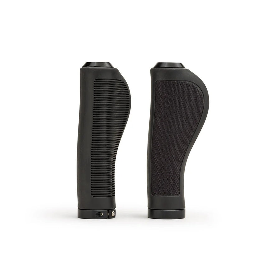 Poignées vélo Brooks Ergonomic Rubber Grips noires ergonomiques et imperméables pour un confort longue durée