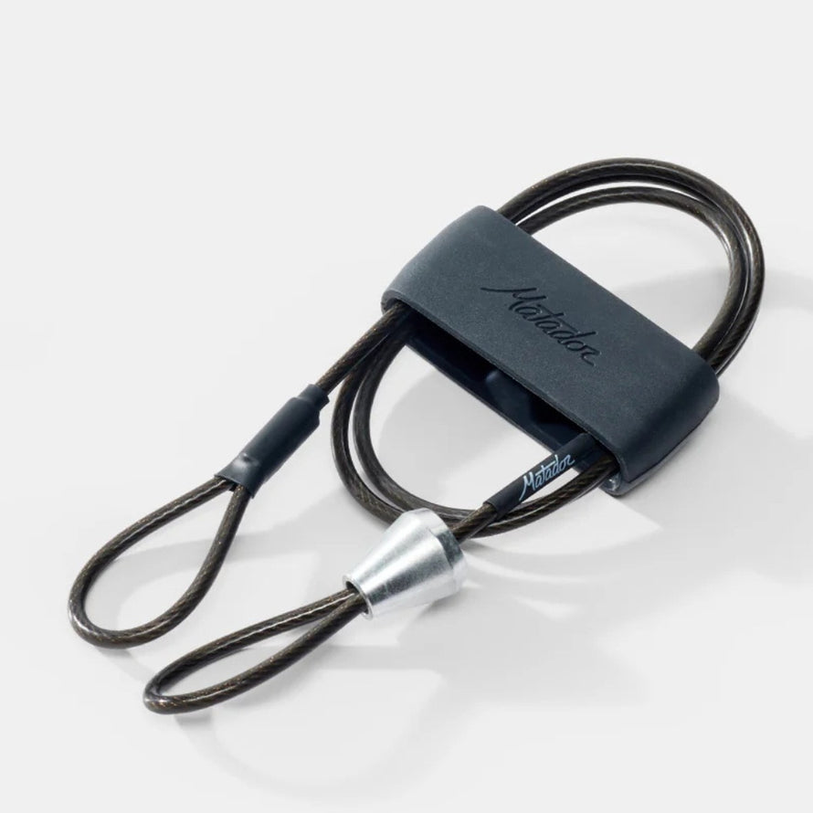 Câble antivol Matador BetaLock pour sécuriser casque et sacoche vélo avec robustesse et légèreté