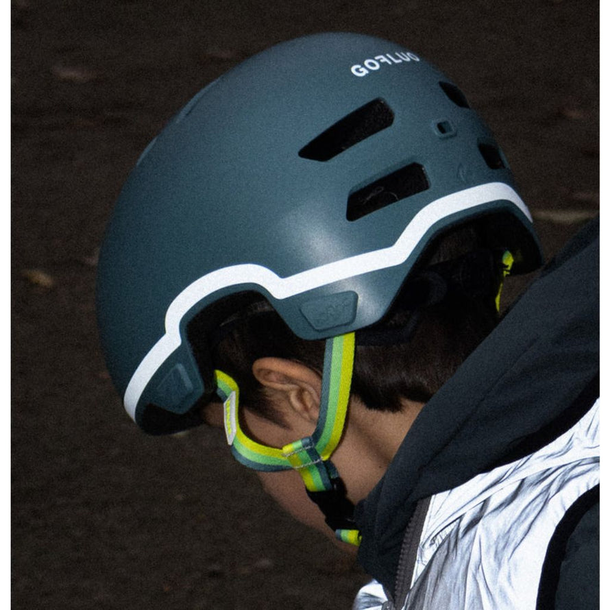 Casque vélo enfant ado GoFluo Maze Lazer haute visibilité  kineticore design urbain khaki