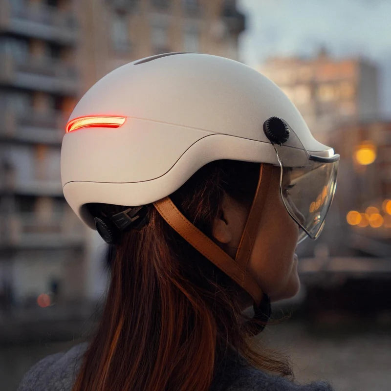 casque vélo avec lumière intégrée Overade