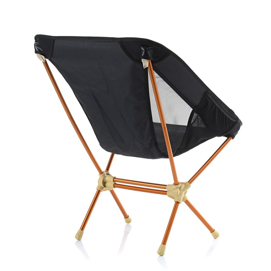 Chaise pliable legere Corto modele avec armature aluminium orange et tissu noir pour cyclisme outdoor