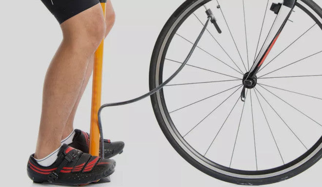 Tous nos conseils pour choisir une pompe vélo