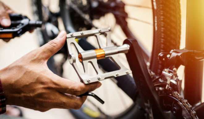 Découvrez tous nos conseils et guides d'achat pour l'entretien et l'équipement de votre vélo