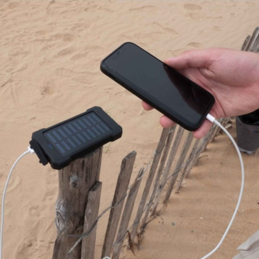 Batterie externe solaire Coolride avec support vélo pour recharge écologique et autonomie en balade urbaine