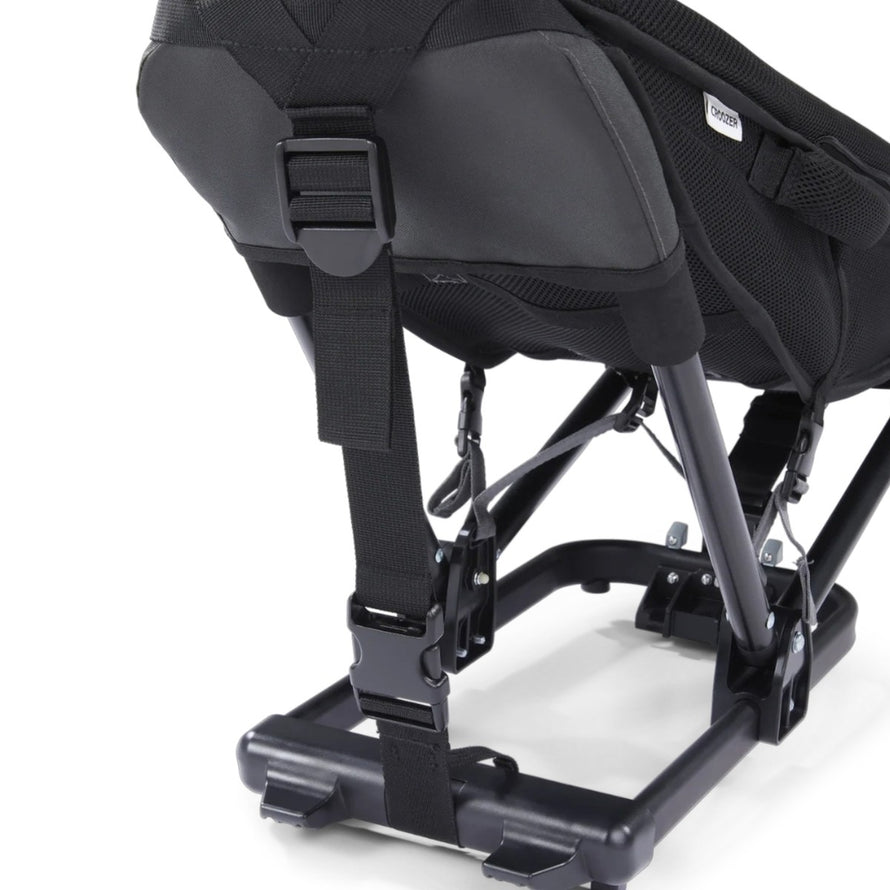 Couchette bébé Yuuna Croozer pour remorque vélo, alliant confort et sécurité pour vos balades en famille