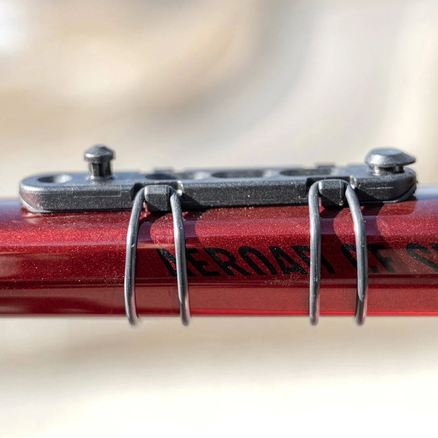 Fixation rapide noire pour sacoche top tube Nano 01 Cyclite de Cycl, solide et facile à installer sur cadre vélo