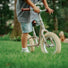 Draisienne enfant Urban Iki evolutive 2-6 ans couleur taupe avec pneus beige et cadre leger pour debuter en douceur