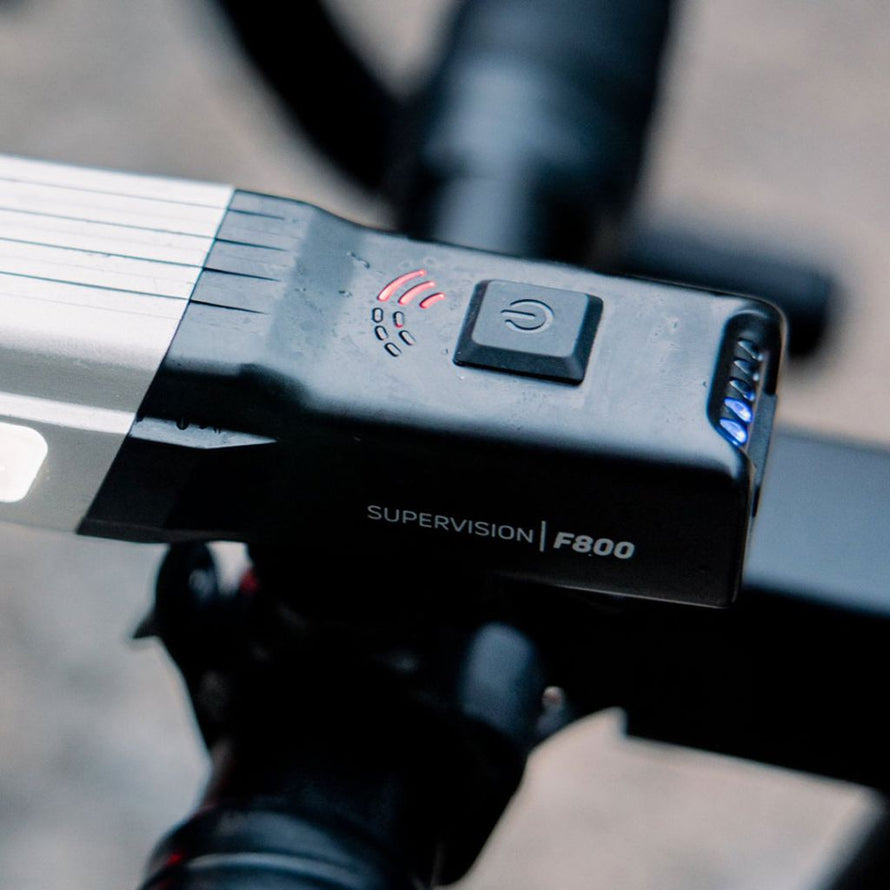 Eclairage avant puissant pour vélo Zéfal Supervision F800