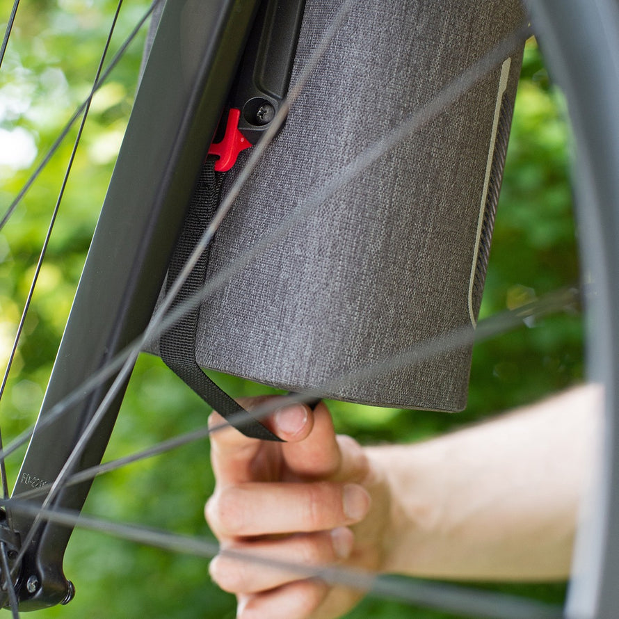 Fixation Klickfix Duo Adapter pour sacoche vélo compatible cadre et fourche, installation rapide et fiable