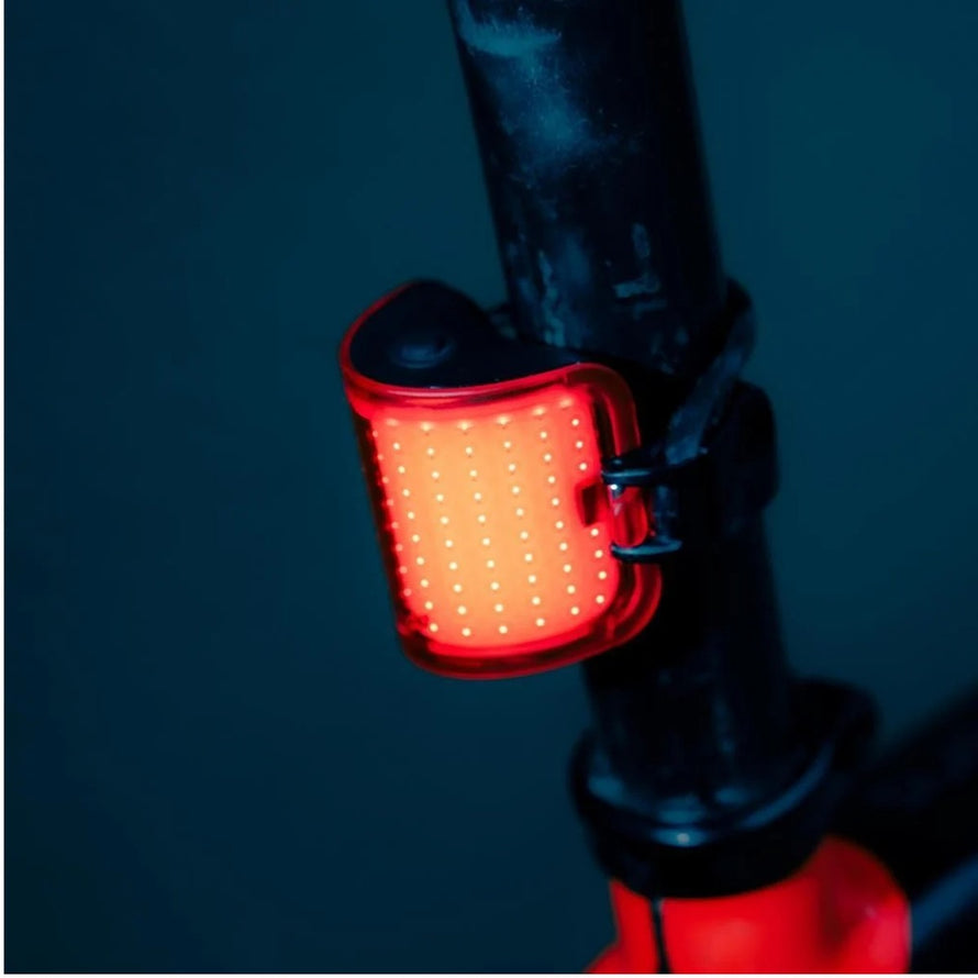 Lumiere arriere rouge LED Knog Cobber Mini Twinpack pour velo, compacte et rechargeable pour securite
